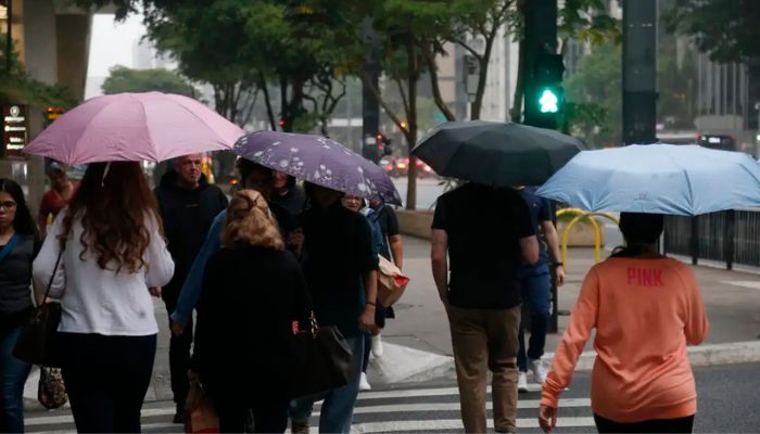  Inmet emite alerta de tempestade para sete estados hoje e amanhã 